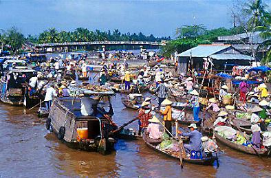 Cai Bè : le marché flottant aux mille saveurs Cai Bè : le marché flottant aux mille saveurs
